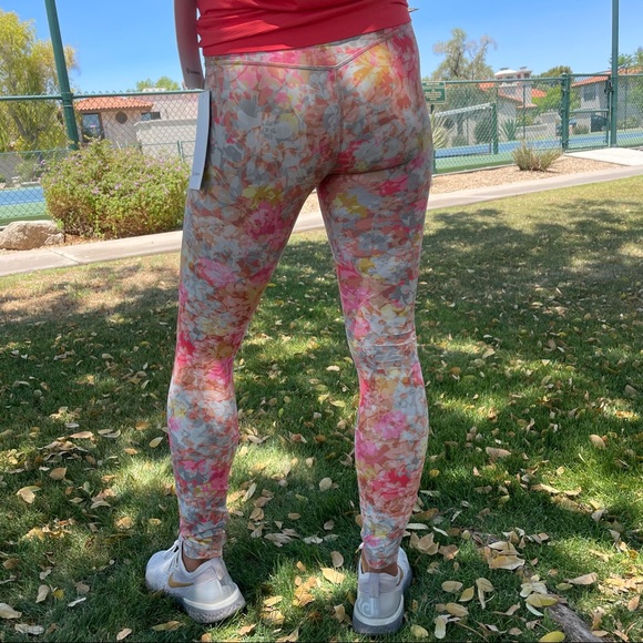 Lululemon Align HR Pant 25” - Picture 9 of 13